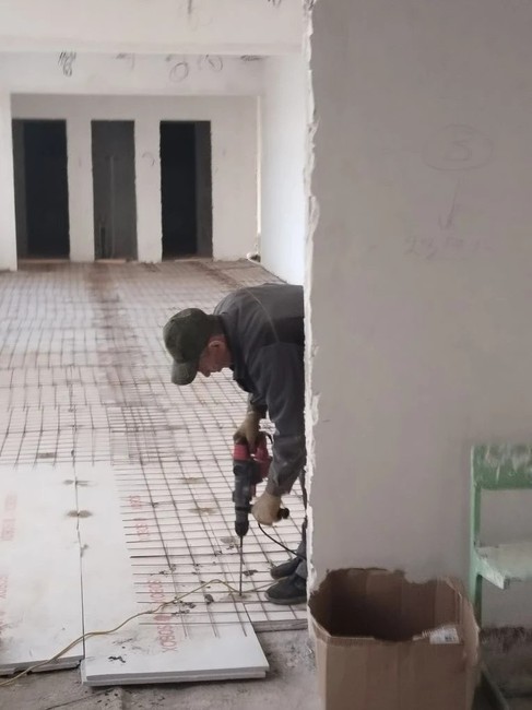 Строители капитально ремонтируют Тавровскую СОШ им. А.Г. Ачкасова - Изображение 3