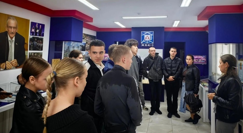 Студенты Белгородского строительного колледжа с экскурсией посетили АО «Завод ЖБК-1» - Изображение 2